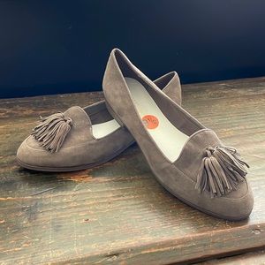 Suede loafers with tassels